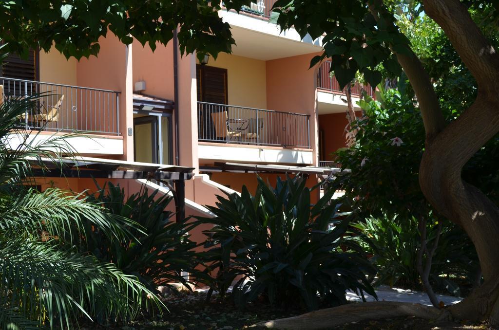 Casa Belvedere Riviera Taormina Сант'Алессіо-Сікуло Номер фото